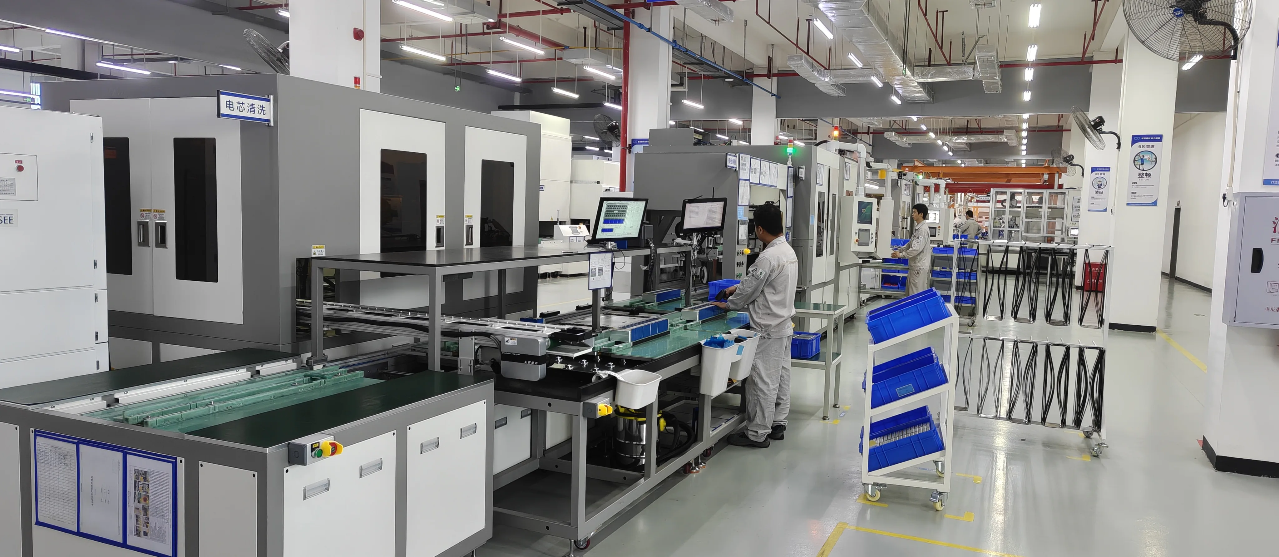 Battery pack assembly production line with automated equipment
